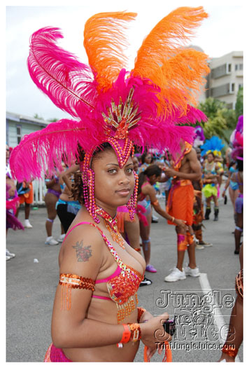 kadooment_day_2010_pt1-028