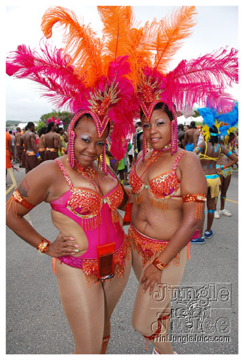 kadooment_day_2010_pt1-040