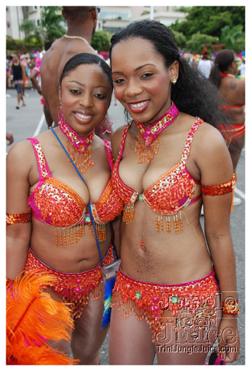 kadooment_day_2010_pt1-048