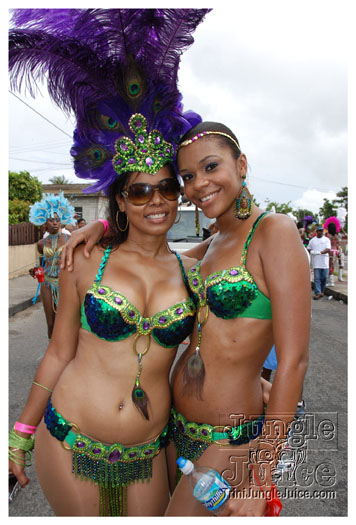 kadooment_day_2010_pt1-068