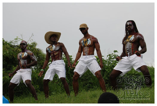 kadooment_day_2010_pt1-069