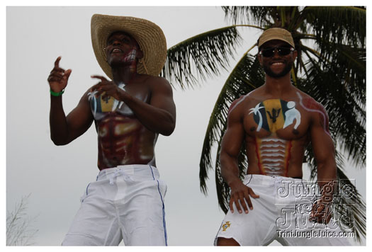 kadooment_day_2010_pt1-070