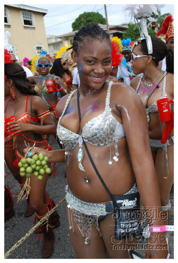 kadooment_day_2010_pt1-082