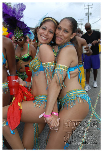 kadooment_day_2010_pt1-094