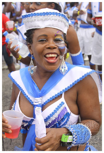 kadooment_day_2010_pt2-010