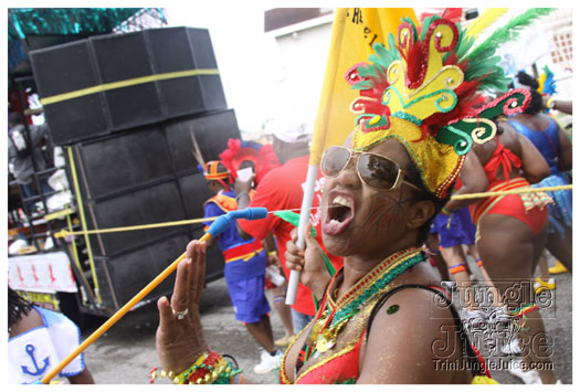 kadooment_day_2010_pt2-011