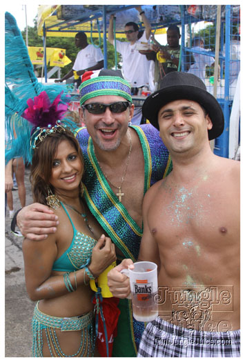 kadooment_day_2010_pt2-016