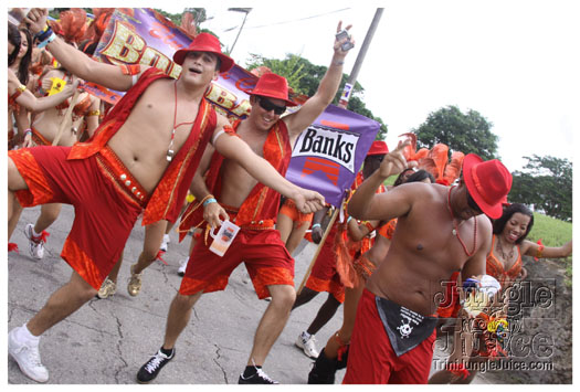 kadooment_day_2010_pt2-018