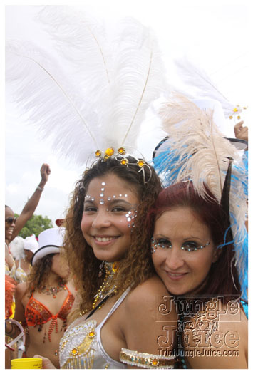kadooment_day_2010_pt2-027