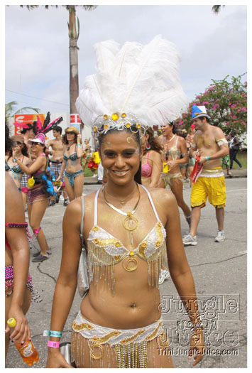 kadooment_day_2010_pt2-037