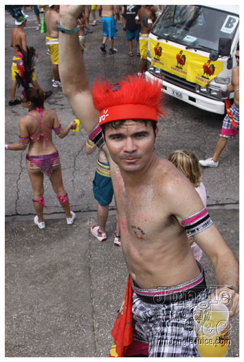 kadooment_day_2010_pt2-040