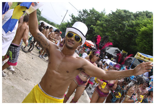 kadooment_day_2010_pt2-055