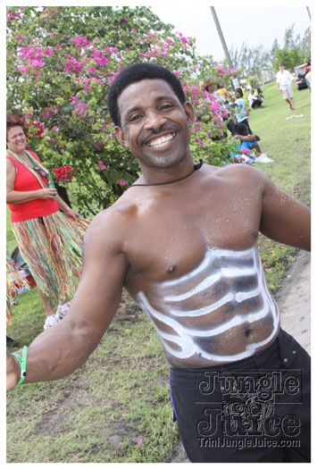 kadooment_day_2010_pt2-065