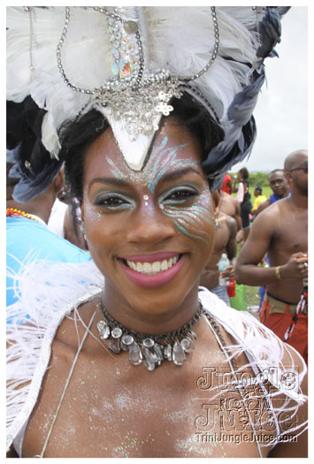 kadooment_day_2010_pt2-086