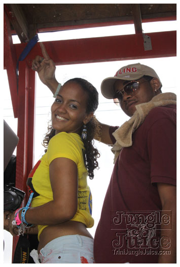 kadooment_day_2010_pt2-095