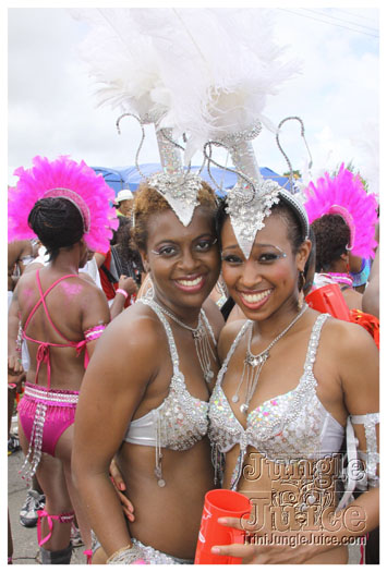 kadooment_day_2010_pt2-097