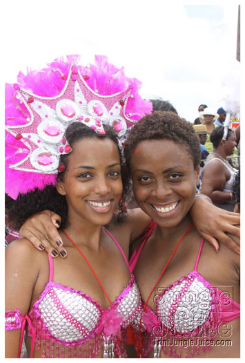 kadooment_day_2010_pt2-099