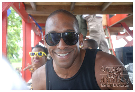 kadooment_day_2010_pt3-033