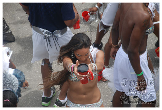 kadooment_day_2010_pt3-041