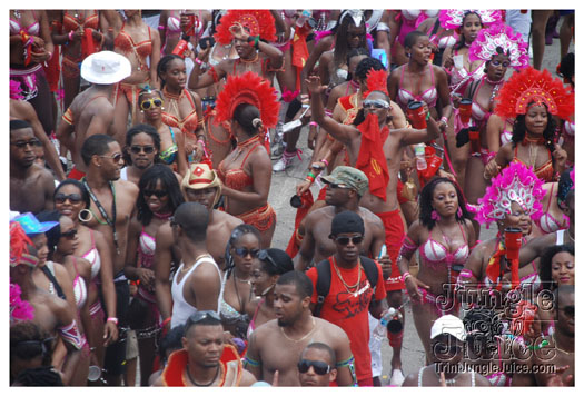 kadooment_day_2010_pt3-049