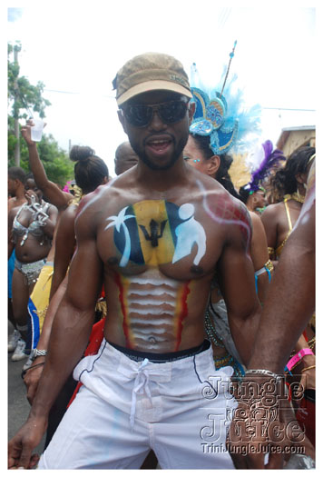 kadooment_day_2010_pt3-070