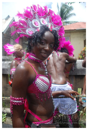 kadooment_day_2010_pt3-077