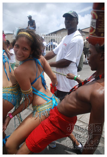 kadooment_day_2010_pt3-099