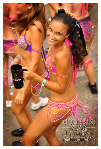 kadooment_day_2010_pt4-007