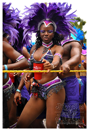 kadooment_day_2010_pt4-030