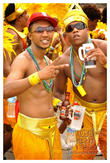 kadooment_day_2010_pt4-038