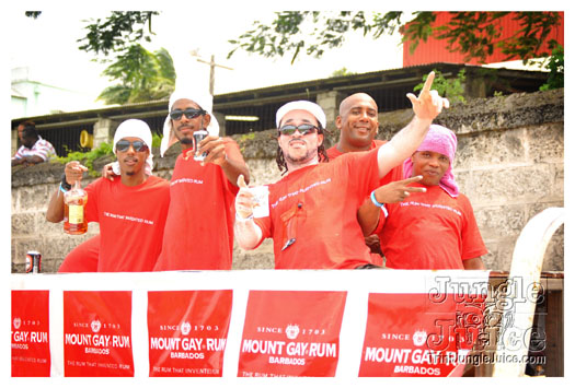 kadooment_day_2010_pt4-039