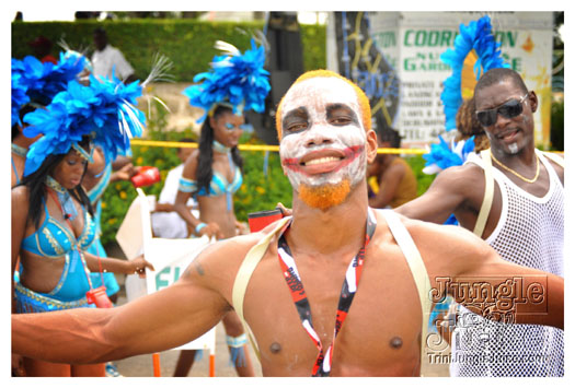 kadooment_day_2010_pt4-040
