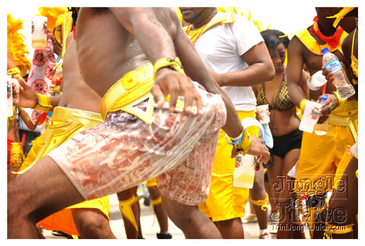 kadooment_day_2010_pt4-053