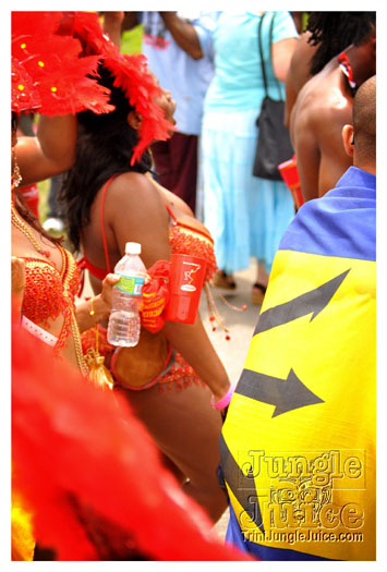 kadooment_day_2010_pt4-068