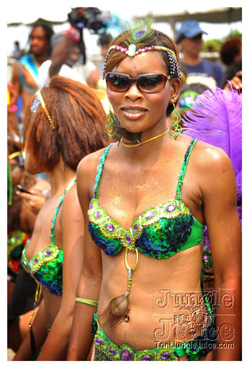 kadooment_day_2010_pt4-075