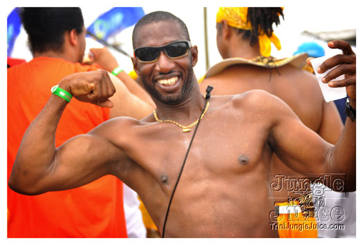 kadooment_day_2010_pt4-092