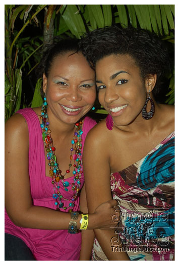 ladies_first_2010-010