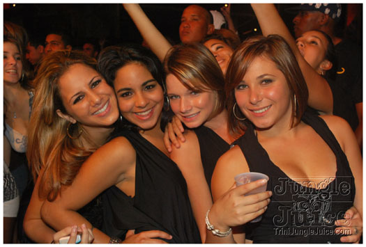 ladies_first_2010-041