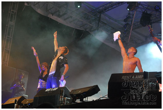 ladies_first_2010-091