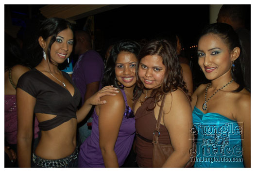 ladies_first_2010-105