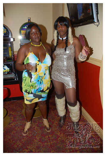 ma_pau_halloween_2010-002