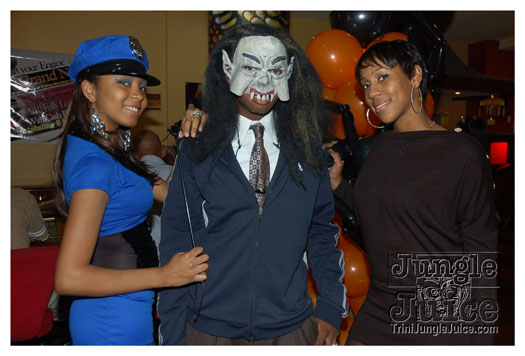 ma_pau_halloween_2010-039