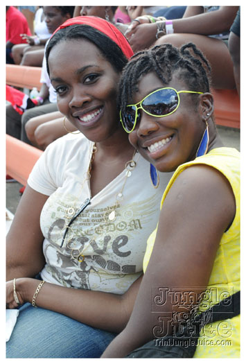 machel_six_flags_2010-010