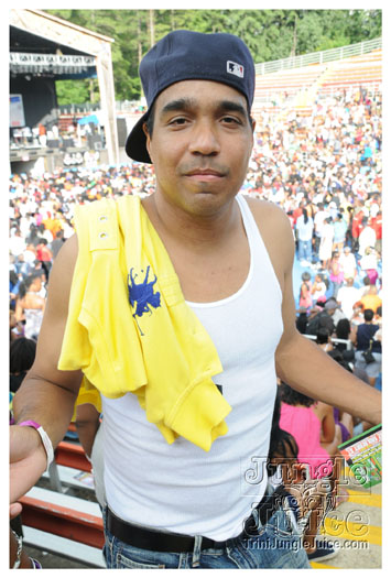 machel_six_flags_2010-036