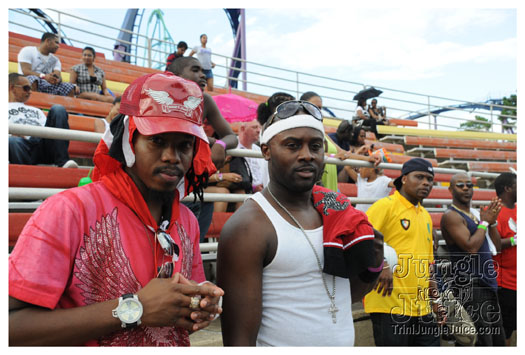 machel_six_flags_2010-062