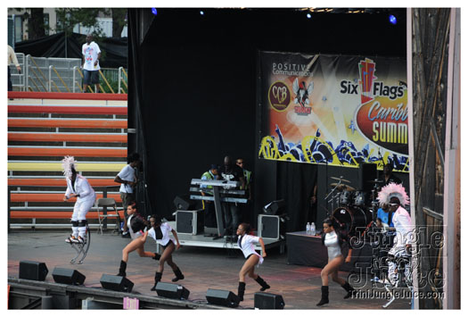 machel_six_flags_2010-066