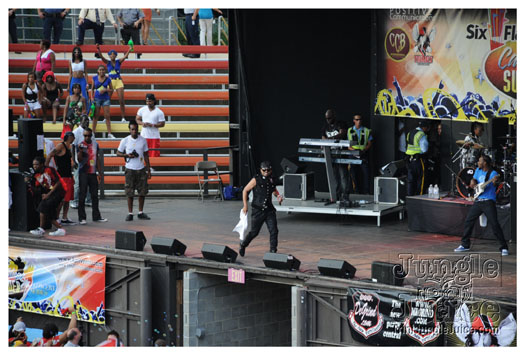 machel_six_flags_2010-067