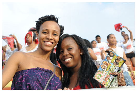 machel_six_flags_2010-072