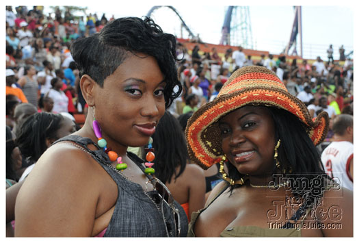 machel_six_flags_2010-082