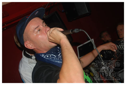 mango_tree_10_anniv_sept17-039